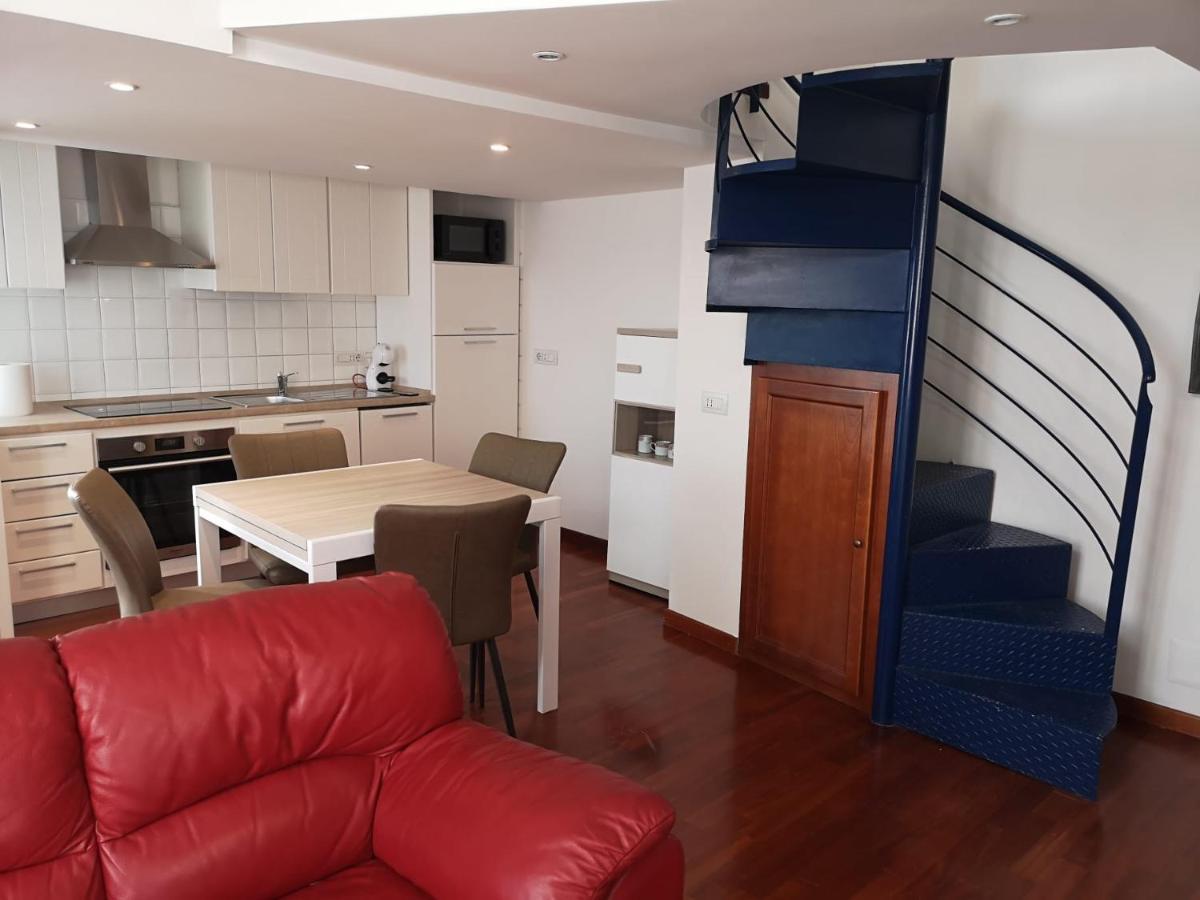 Marina Apartment City Centre กาญารี ภายนอก รูปภาพ